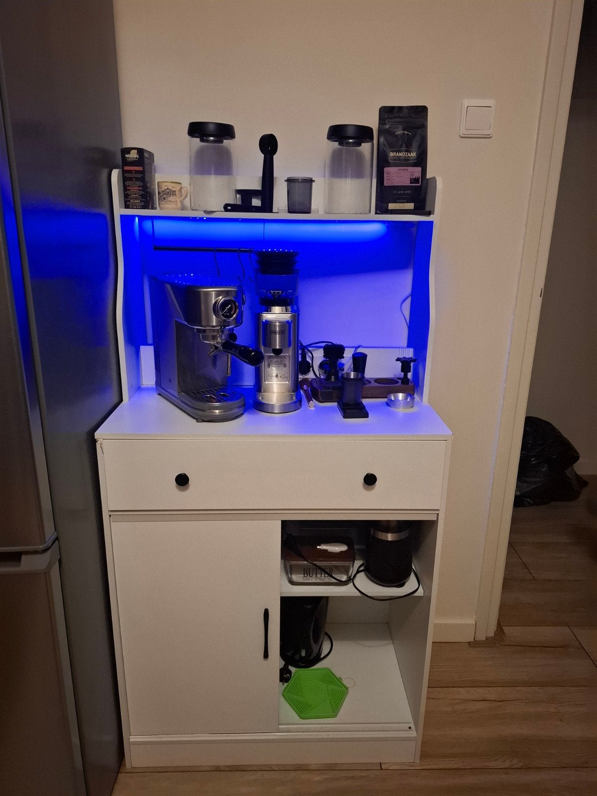 Keukenkastje / Koffiebar met LED, stopcontact en lade, Ophalen, Gebruikt