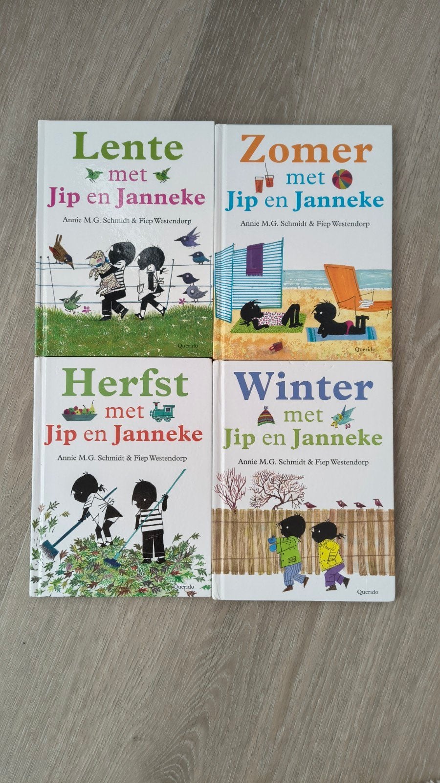 Jip en Janneke - 4 seizoenen boekjes, Gelezen, Fictie algemeen, Jongen of Meisje, Ophalen of Verzenden