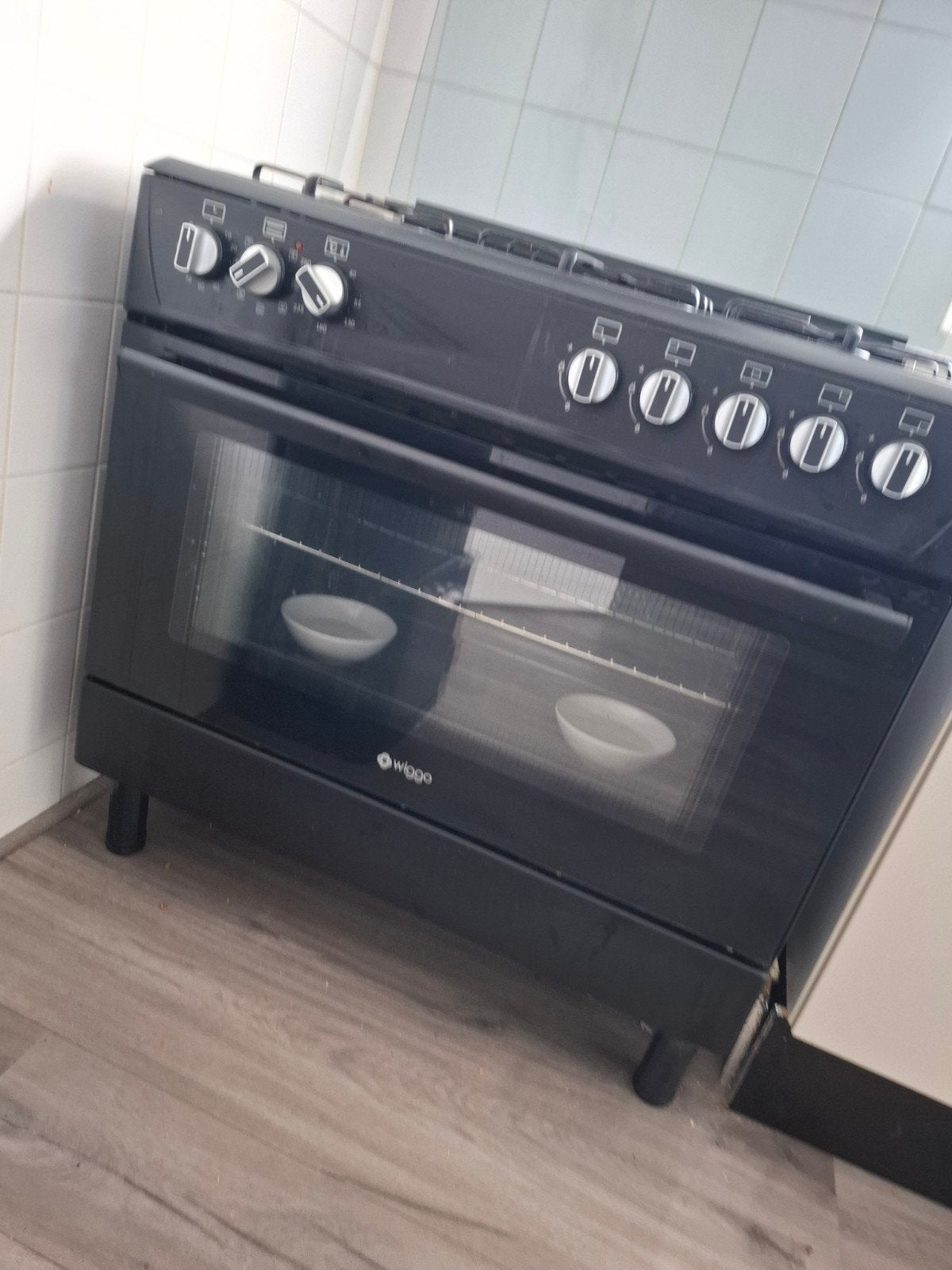Wiggo WO-E905R(BB) 90 cm gasfornuis – 5-pits – zwart, Ophalen, Gebruikt, 60 cm of meer, Gas