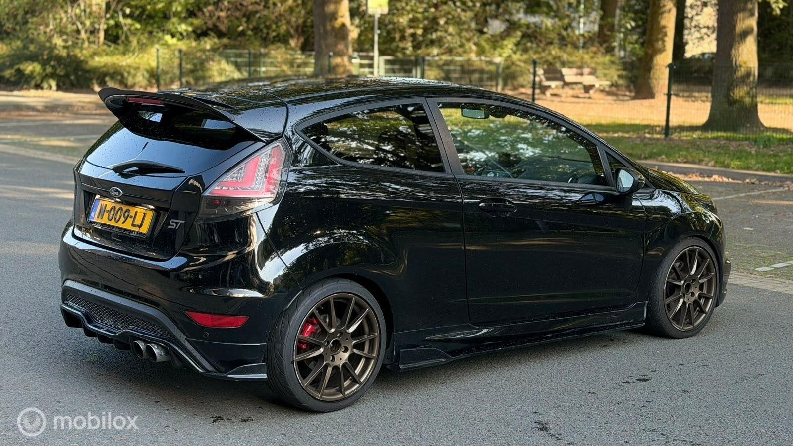 Foto 8 van Ford Fiesta ST 1.6| Milltek | Maxton | Carbon | Pops & Bangs