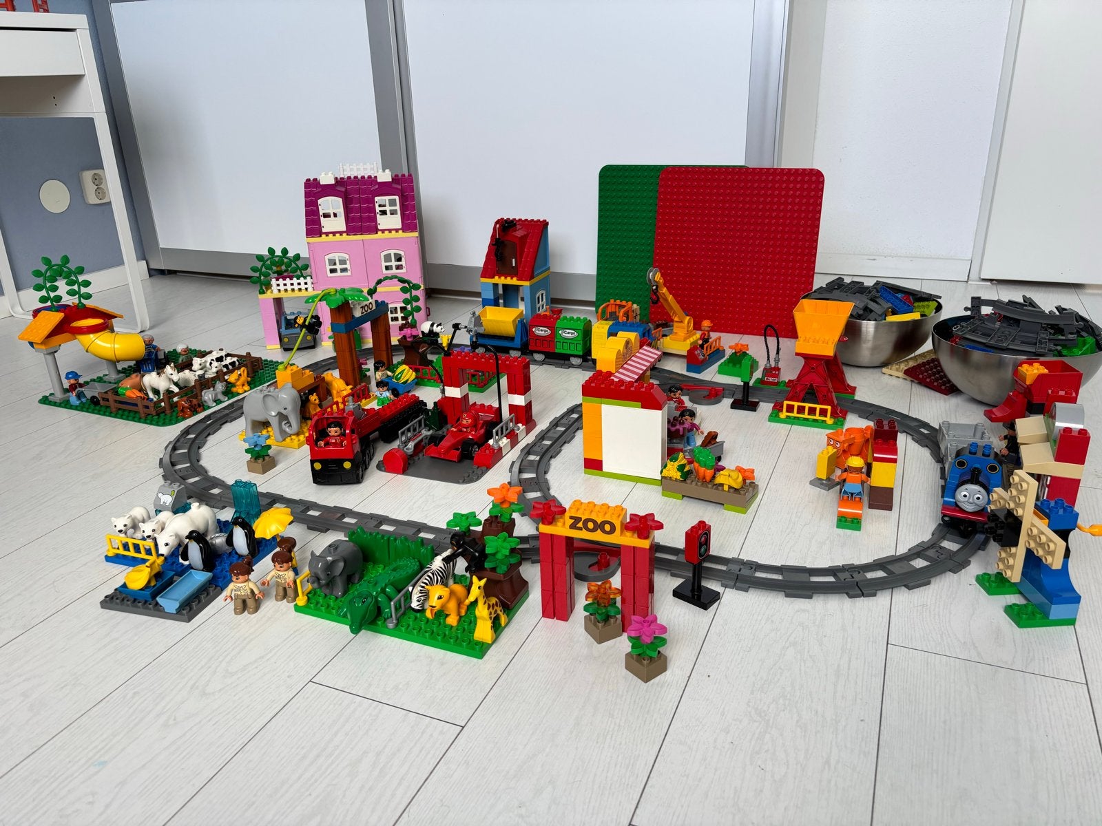 Grote LEGO Duplo collectie: huis, trein, dierentuin, auto's, Ophalen, Gebruikt, Duplo, Meerdere sets