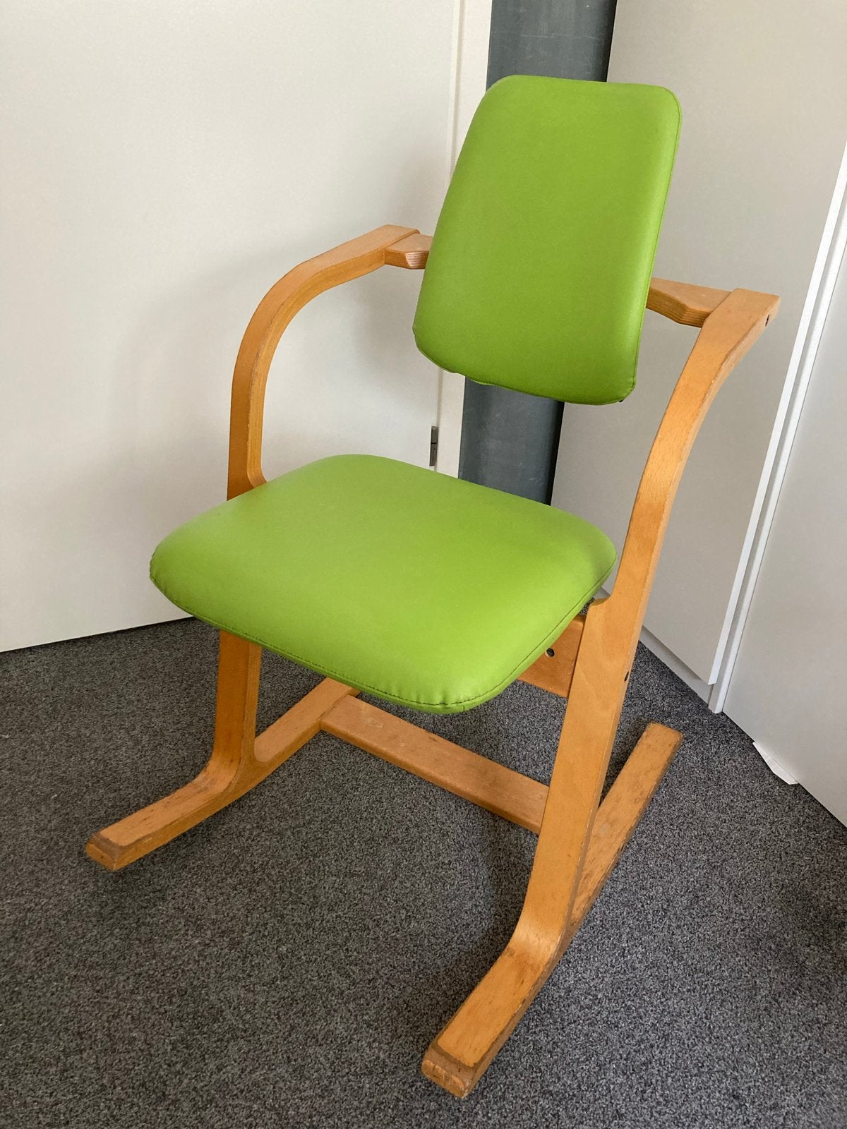 Stokke Varier Pendulum Balansstoel - Limoengroen, Ophalen, Gebruikt, Overige kleuren, Hout