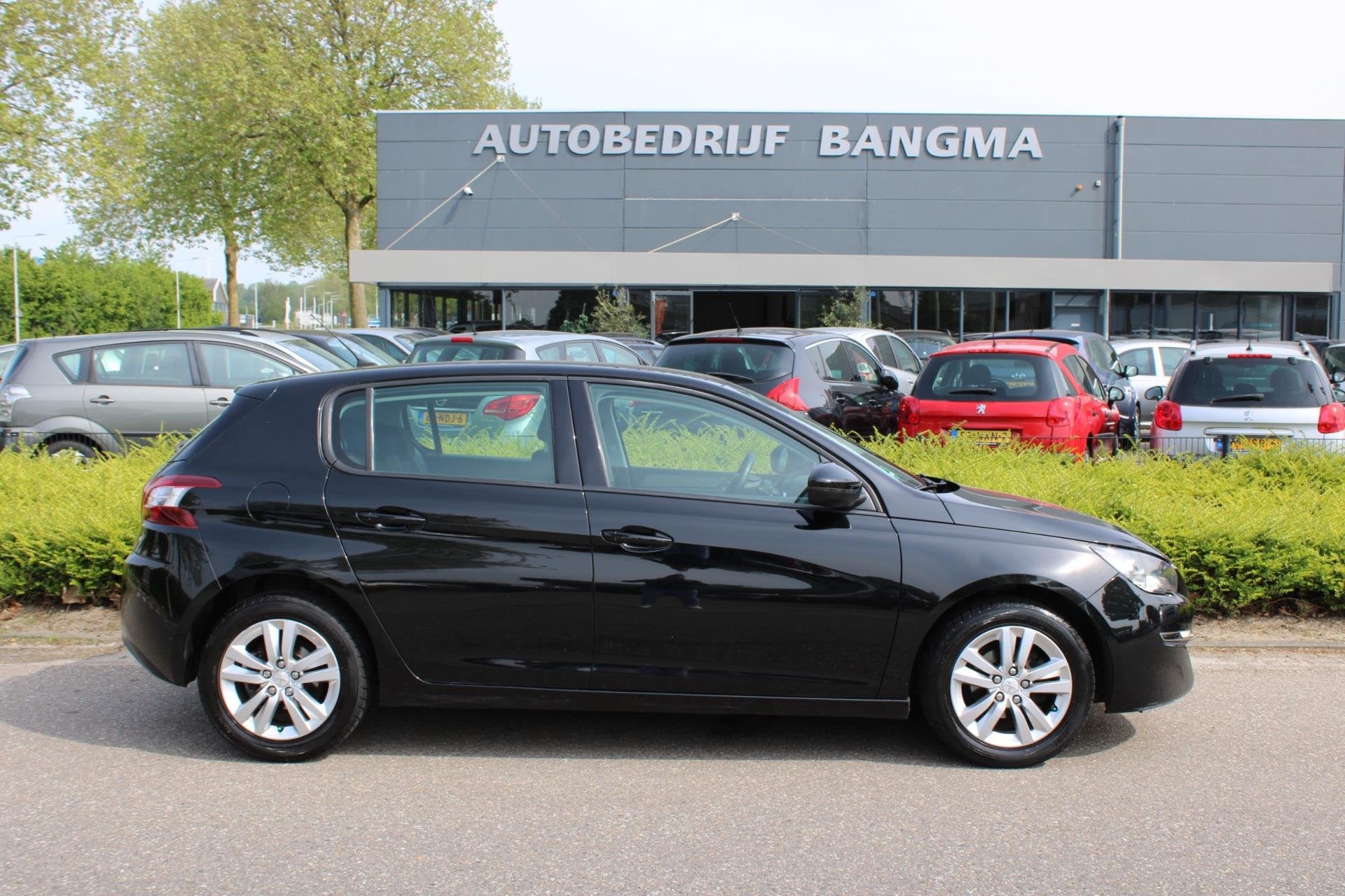 Peugeot 308 1.2 PureTech 5-DEURS ACTIVE-uitv/CLIMA AIRCO/CRU, Voorwielaandrijving, Stof, Gebruikt, 1199 cc
