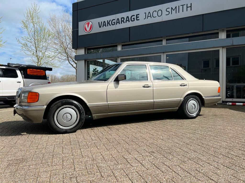 Mercedes-Benz 200-klasse 260 SE, Auto's, Mercedes-Benz, Automaat, Gebruikt, Overige modellen, 2599 cc
