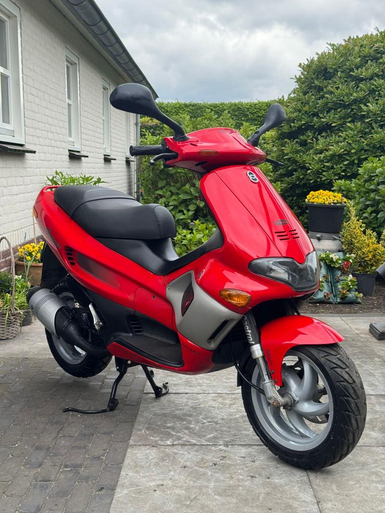 ⭐️Gilera runner darkdream 50cc 2 takt leovince netjes⭐️
