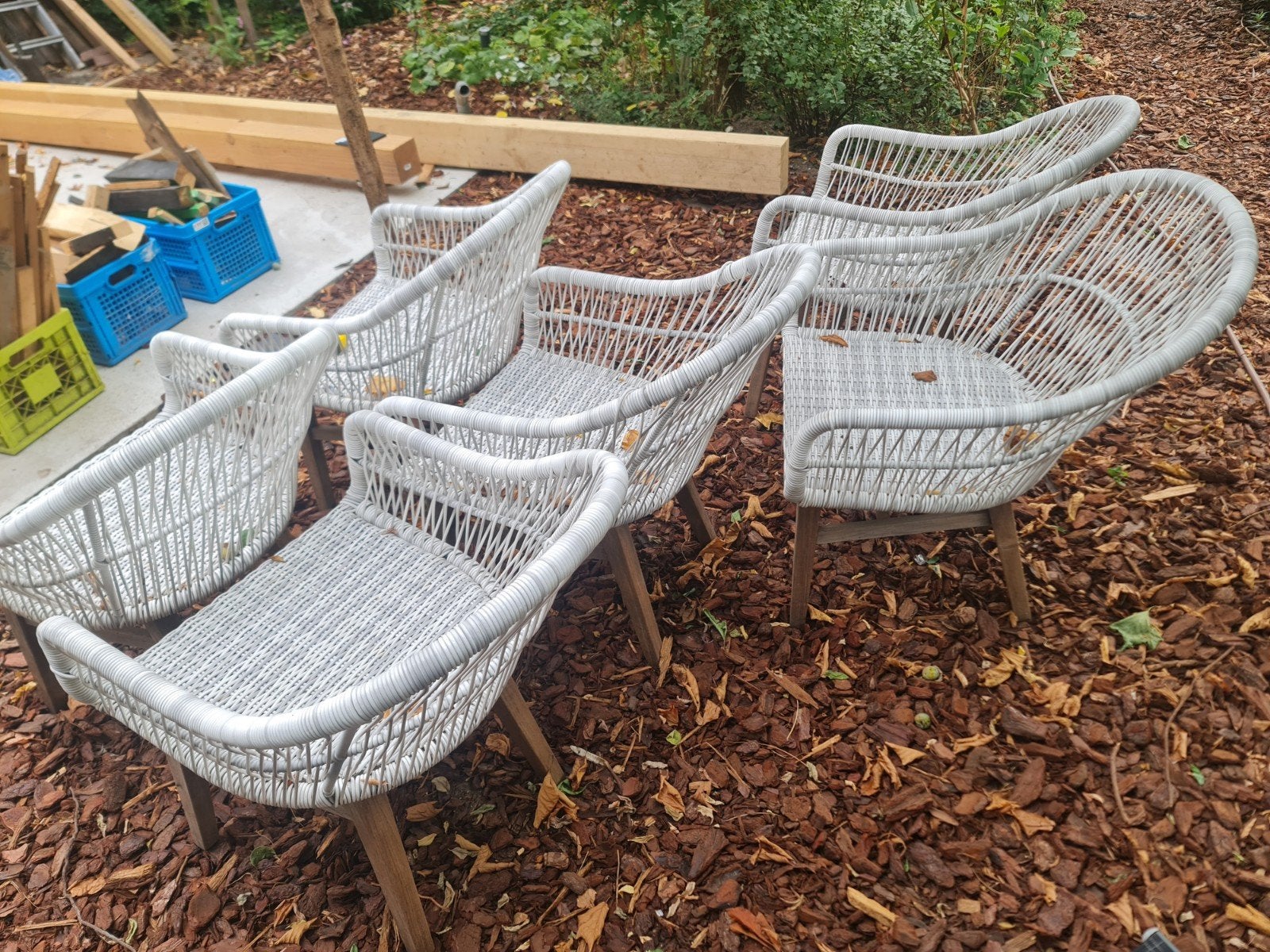Set van 6 wicker tuinstoelen met teak houten poten (gammel), Ophalen, Gebruikt, Wicker