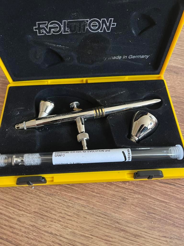 Evolution airbrush, Ophalen of Verzenden, Zo goed als nieuw