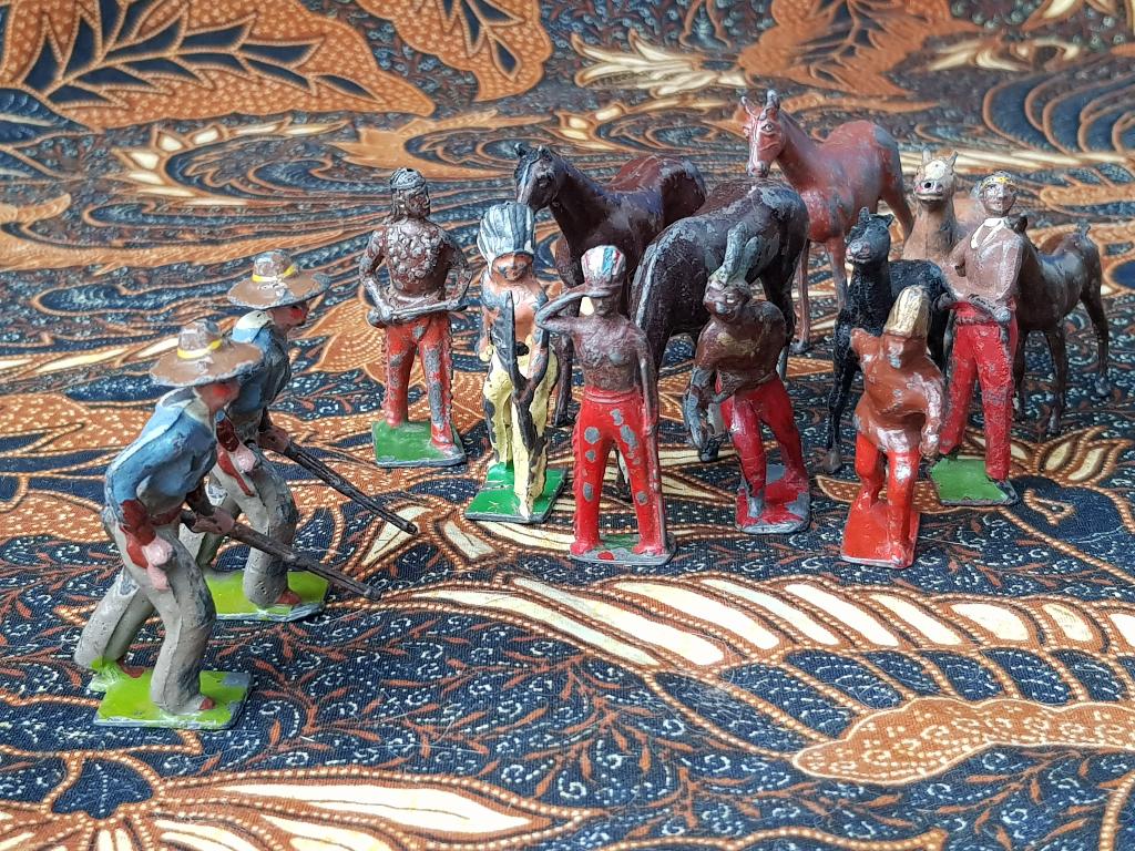 Indianen, cowboys en paarden oud Engels speelgoed van tin., Antiek en Kunst, Antiek | Speelgoed, Ophalen of Verzenden