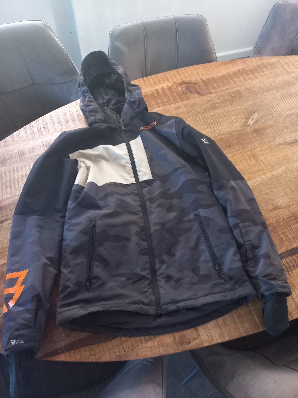 Brunotti ski-jas/winterjas - Maat 176 - Zo goed als nieuw, Ophalen of Verzenden, Zo goed als nieuw, Brunotti, Jongen