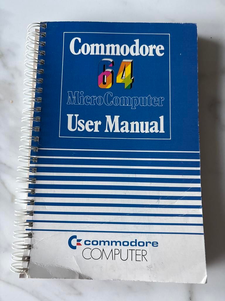 Commodore 64 MicroComputer User Manual - Goede Kwaliteit, Boeken, Ophalen of Verzenden, Gelezen, Hardware