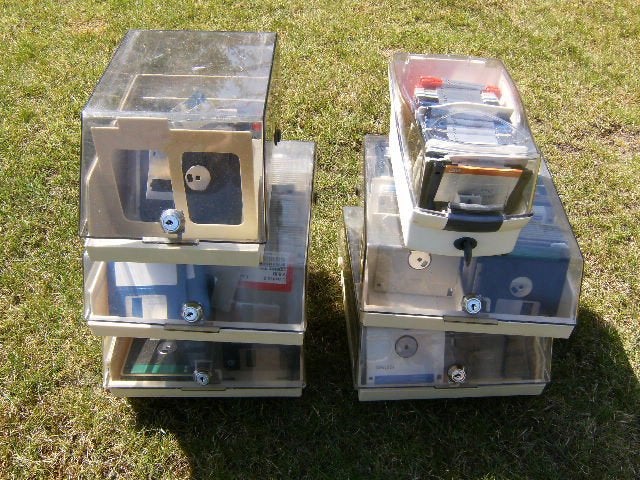 diskettes 3,5 inch schuurvondst, Verzenden