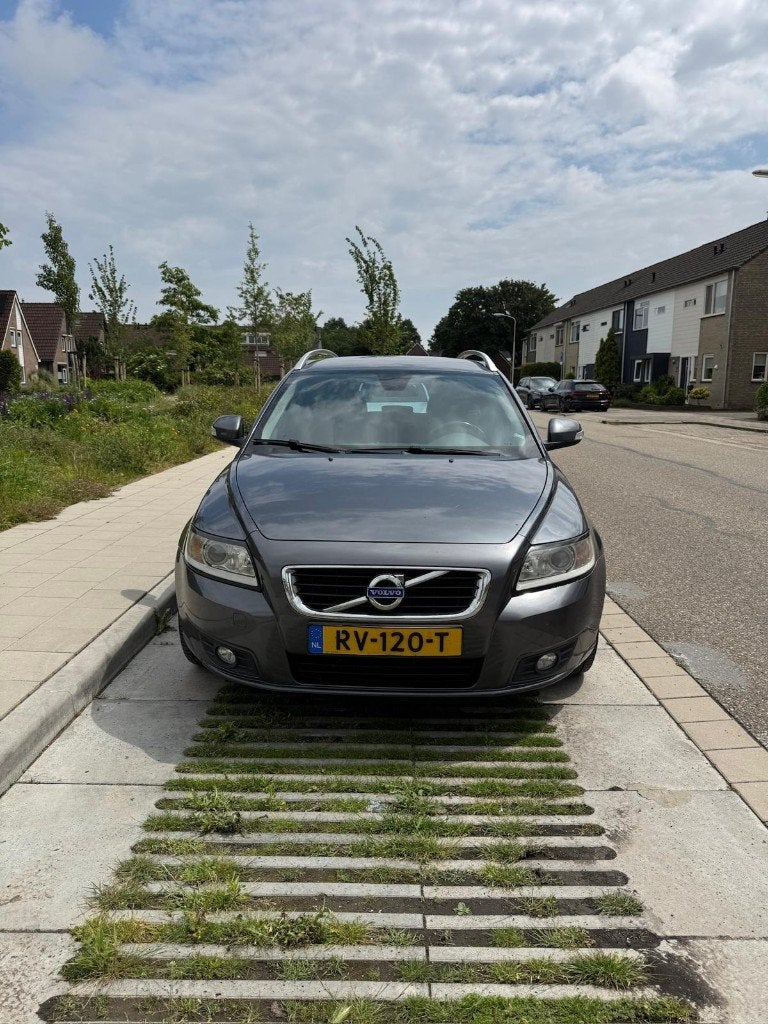 Volvo V50 D2 Drive 115pk 2012 Grijs, Euro 5, Zwart, 1290 kg, Stationwagon