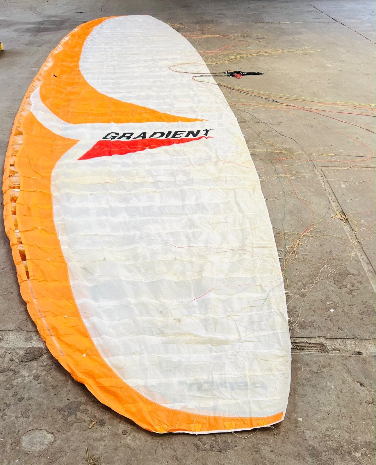 Paraglide set: Schermen en Harnas Moet snel weg!!, Ophalen of Verzenden, Gebruikt, Scherm