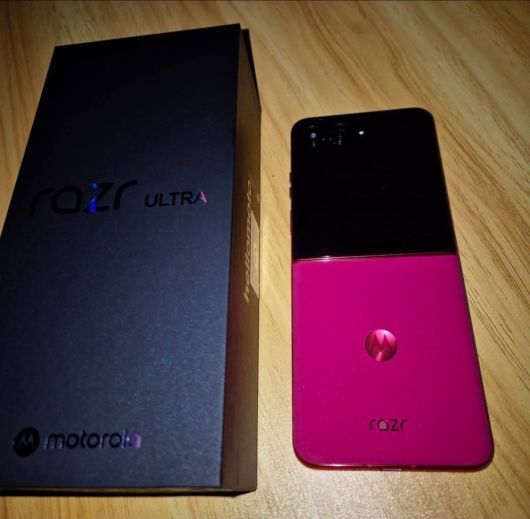Motorola Razr 50 Ultra Pink 512GB, Gebruikt, Inklapmodel, Ophalen of Verzenden, Zonder simlock