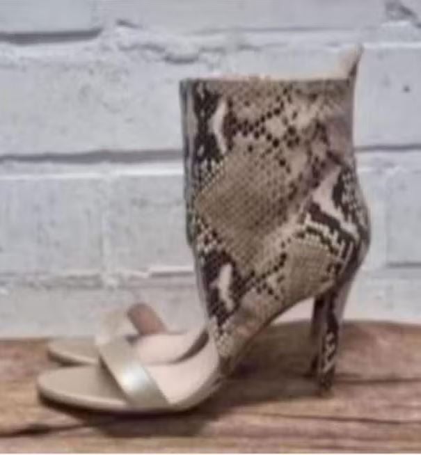 TIFFI - Prachtige leren pumps maat 39 - Nieuw €165, Pumps, TIFFI, Nieuw, Ophalen of Verzenden