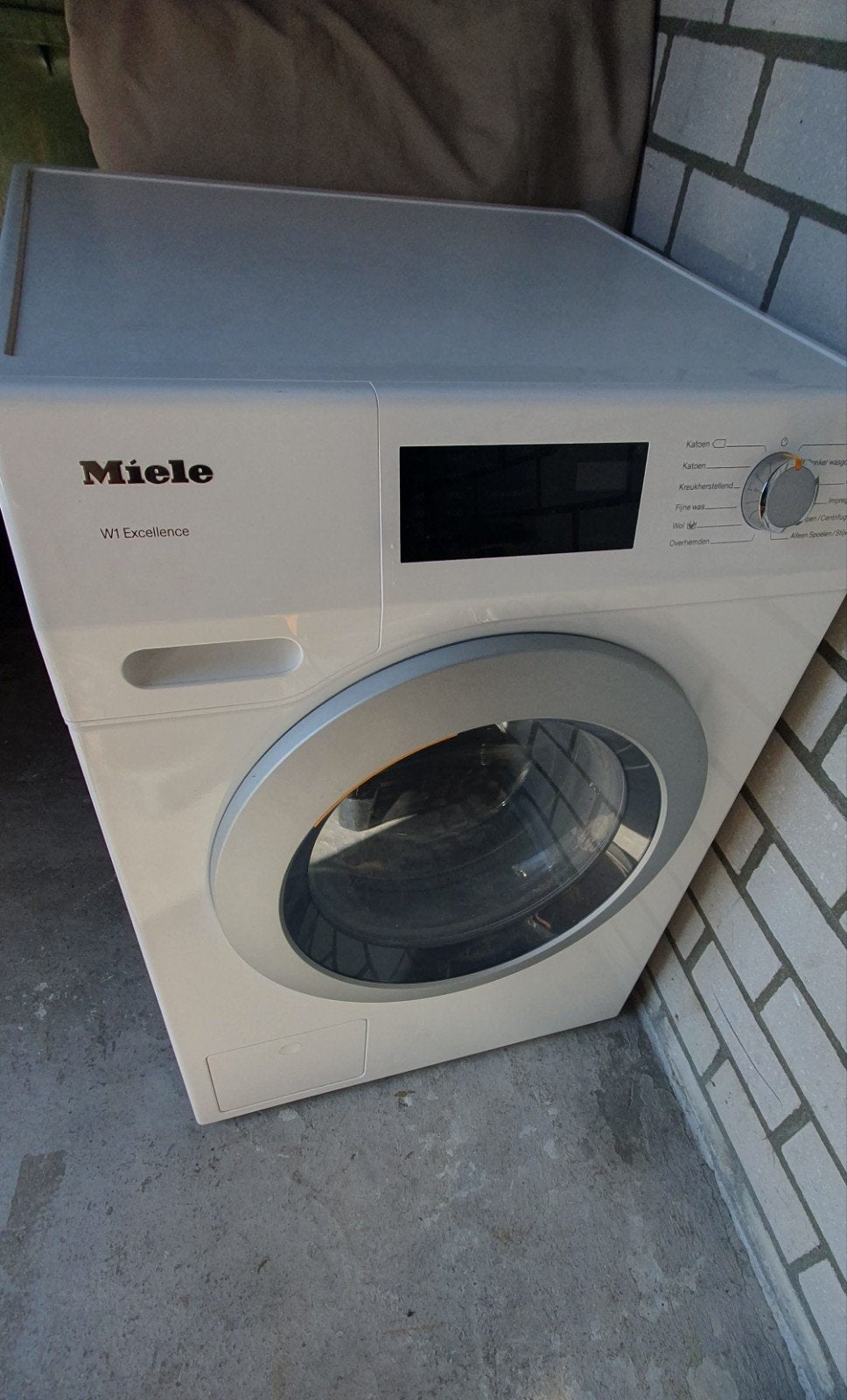 Miele W1 Excellence Wasmachine - WE B35 WPS, 8 tot 10 kg, Ophalen, 1200 tot 1600 toeren, 85 tot 90 cm