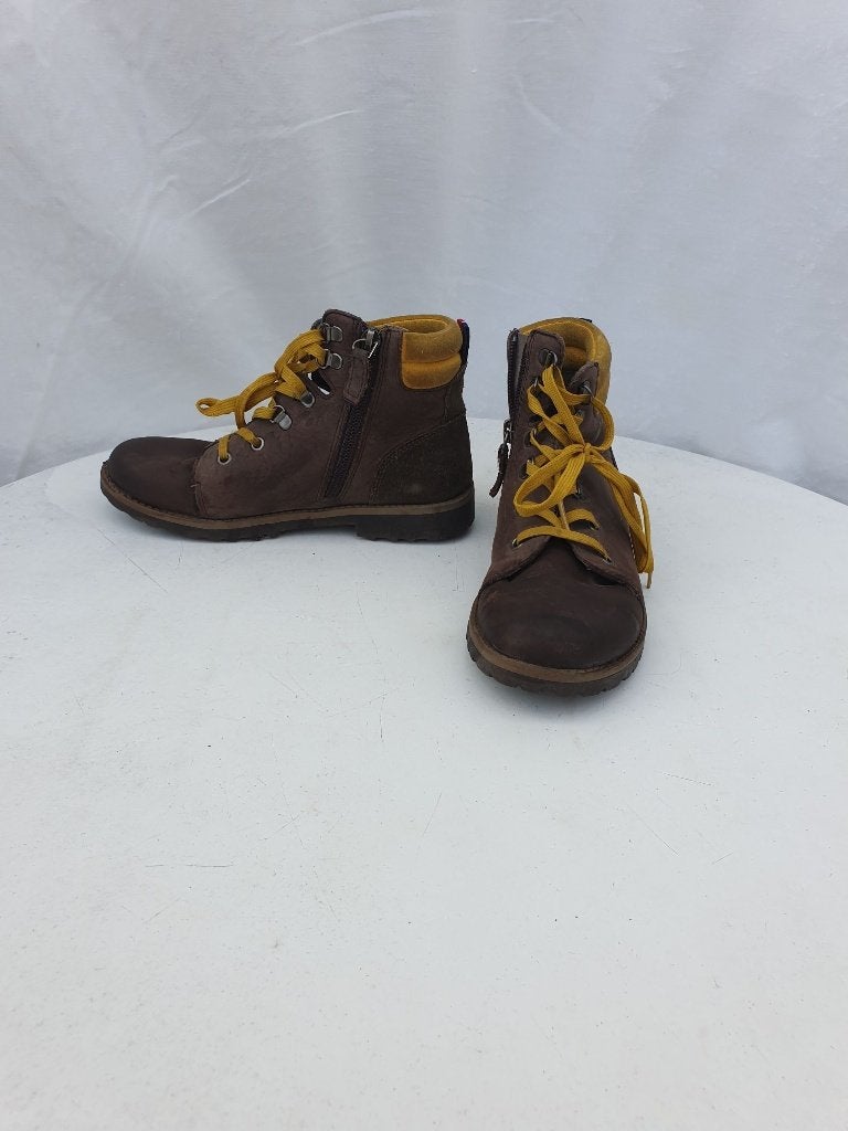 Stevige leren jongens schoenen. Mt 32. Merk Tommy Hilfiger, ., Schoenen, Ophalen of Verzenden, Zo goed als nieuw