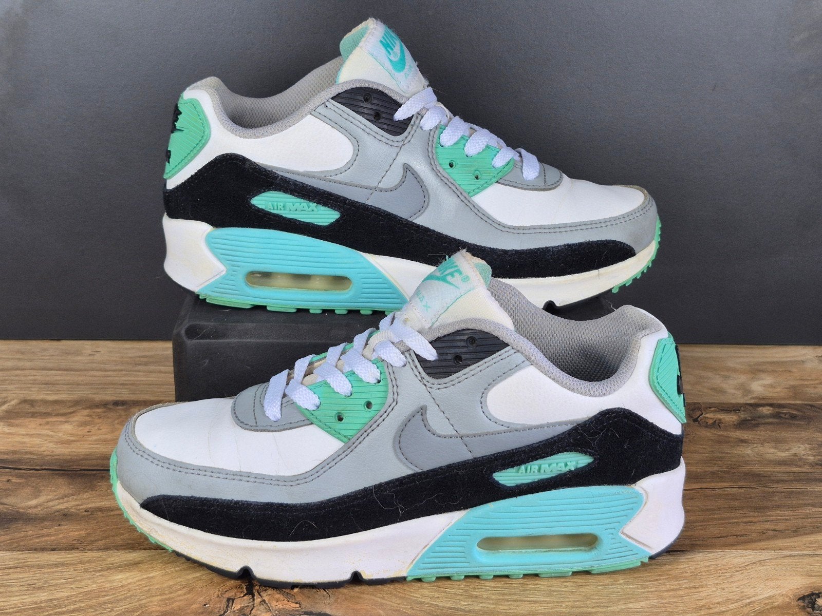 Nike Air Max 90 LTR GS Hyper Turquoise – Maat 38, Verzenden, Sneakers of Gympen, Nike inc, Nvt