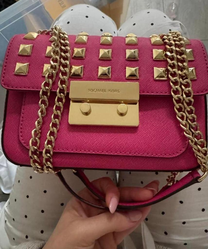 Michael Kors roze leren schoudertas (moet weg), Sieraden, Tassen en Uiterlijk, Tassen | Damestassen, Ophalen of Verzenden, Zo goed als nieuw