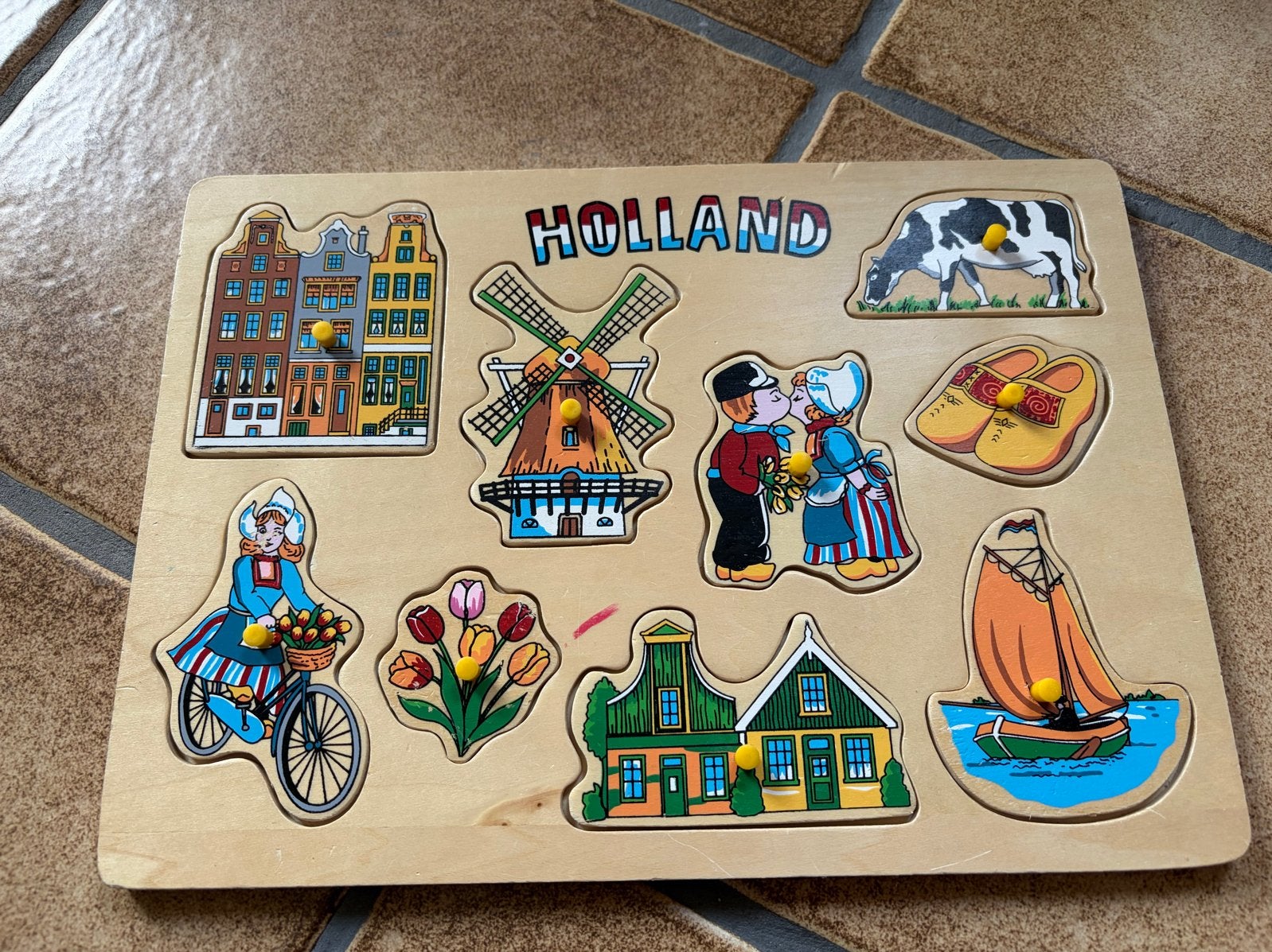 Houten Holland Puzzel met Noppen - Lichte Gebruikssporen, 2 tot 4 jaar, Gebruikt, 10 tot 50 stukjes, Ophalen of Verzenden