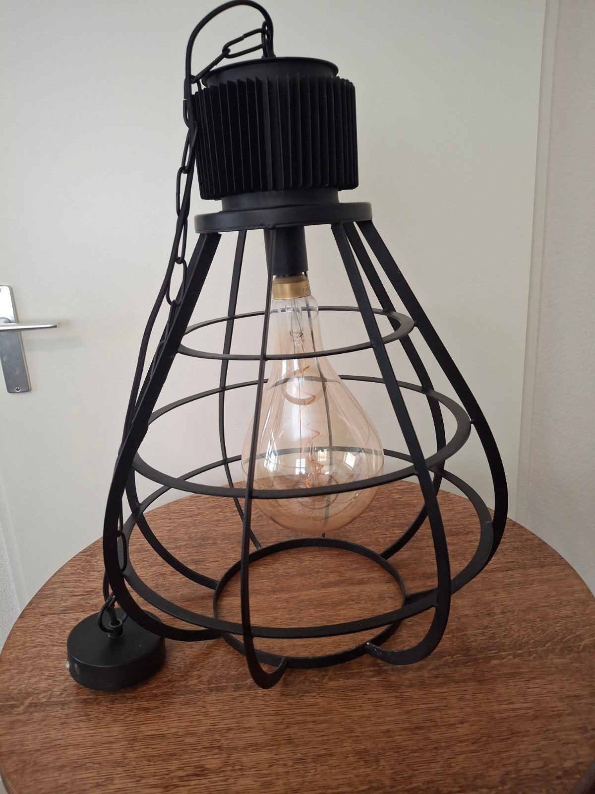 INDUSTRIELE HANGLAMP, Ophalen