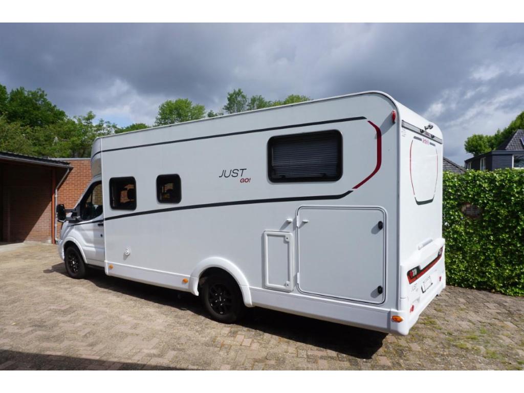 Dethleffs Just Go T 7055 Automaat 2023 met 30.000km, Caravans en Kamperen, Campers, Automaat, Airbags, Tot en met 2, Luifel