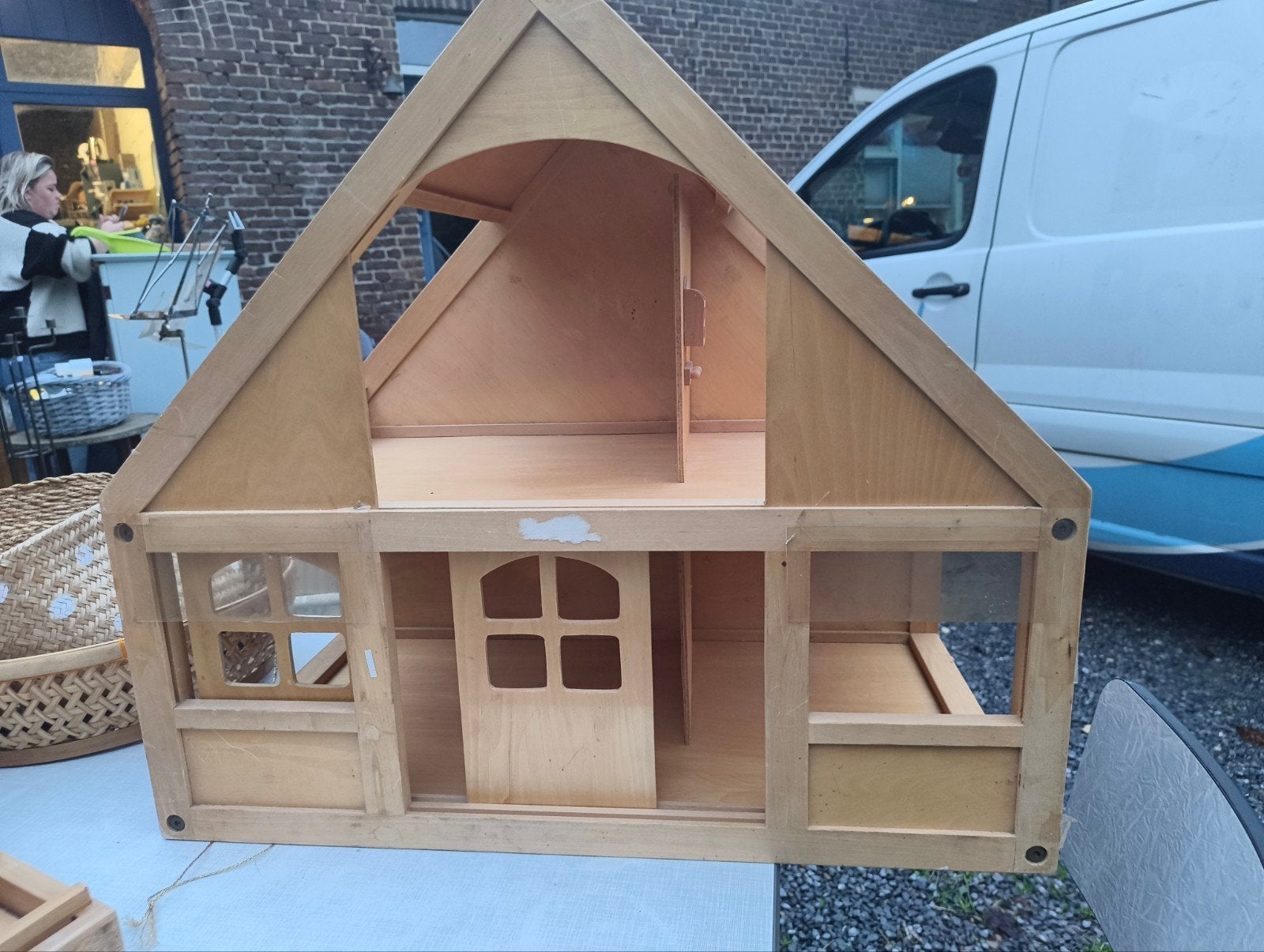 Houten poppenhuis met twee verdiepingen, Kinderen en Baby's, Ophalen, Gebruikt, Poppenhuis