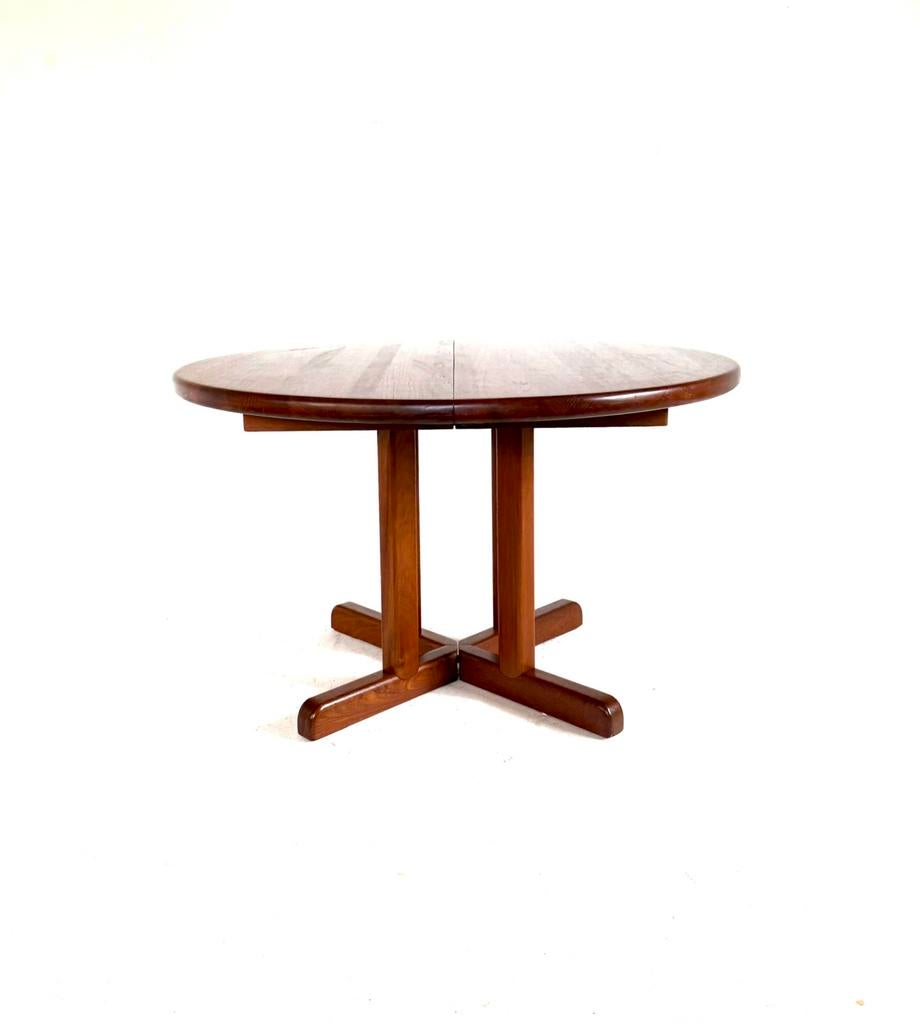 Vintage verlengbare Deense teakhouten eettafel ‘70, Vintage retro buisframe design rotan webbing papercord deens, Rond, Ophalen of Verzenden