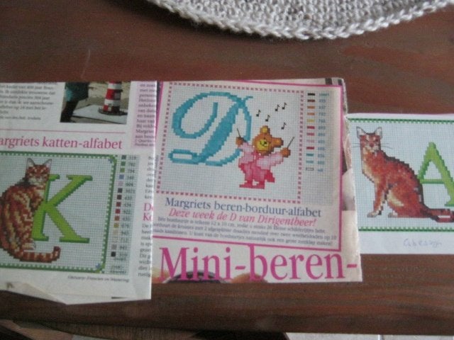 Borduurpatroon Letter Poes Letter Beer Letter Poes n 2253 do, Verzenden, Nieuw, Handborduren, Patroon