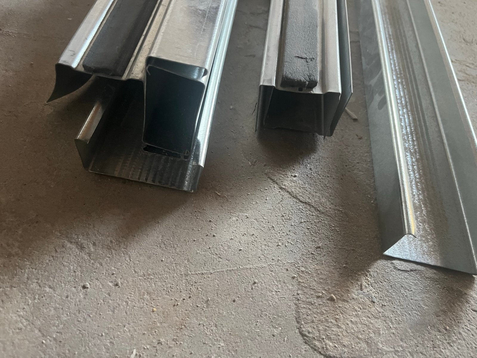 U- en C-profielen voor gipsplaten of metal stud wanden, Doe-het-zelf en Verbouw, Metalen, Gebruikt, Overige metalen, Ophalen
