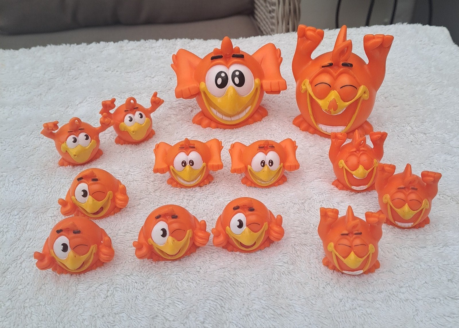 Oranje spullen, Ophalen