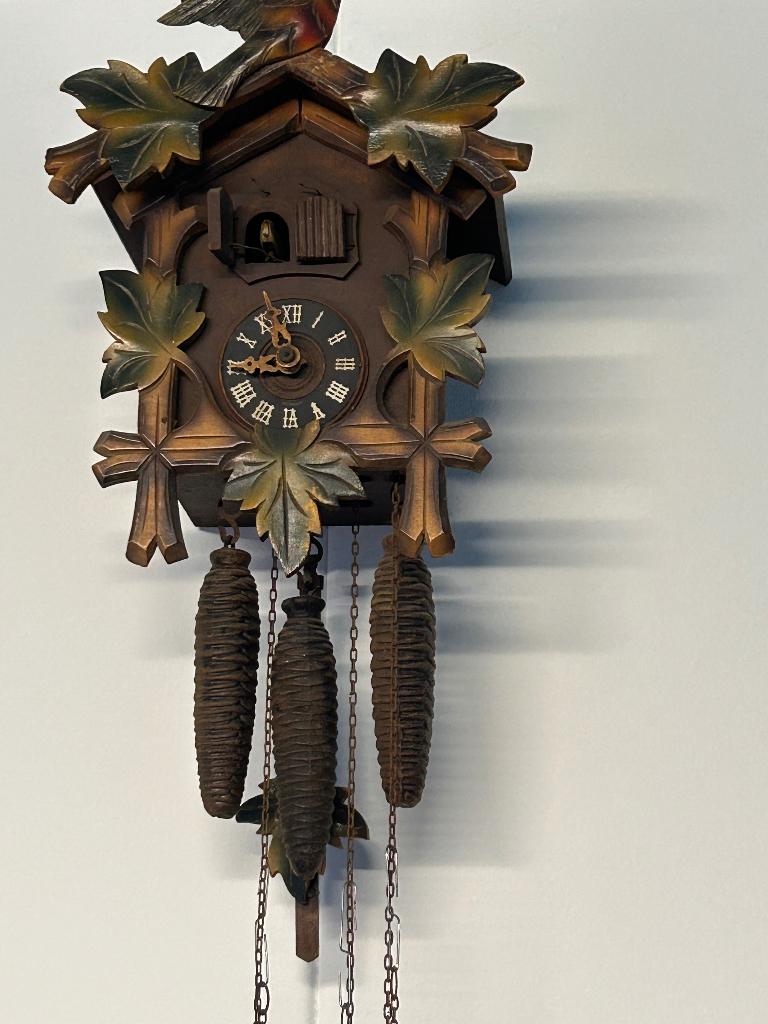 Traditionele zwarte Wouds koekoeksklok, Antiek en Kunst, Antiek | Klokken, Ophalen