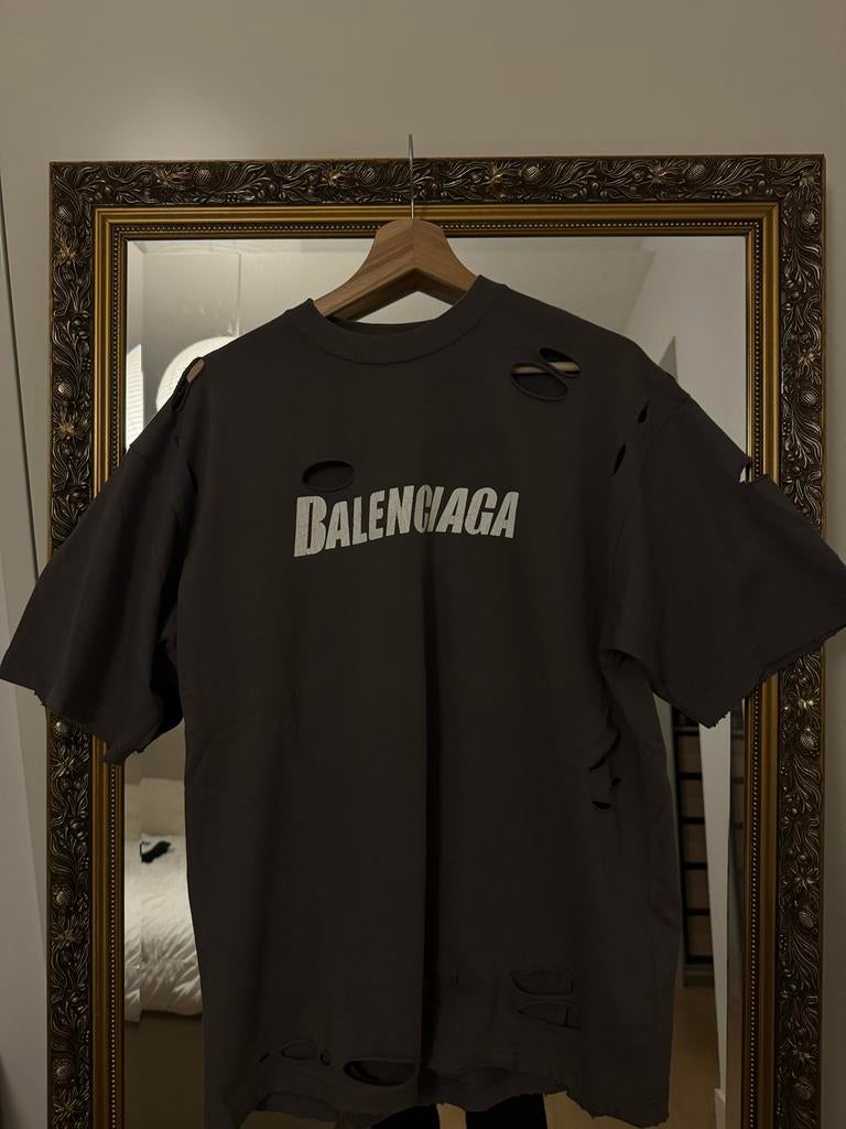 Balenciaga Oversized Distressed T-shirt Grijs Maat S/M, Kleding | Heren, T-shirts, Ophalen of Verzenden, Zo goed als nieuw, Maat 46 (S) of kleiner