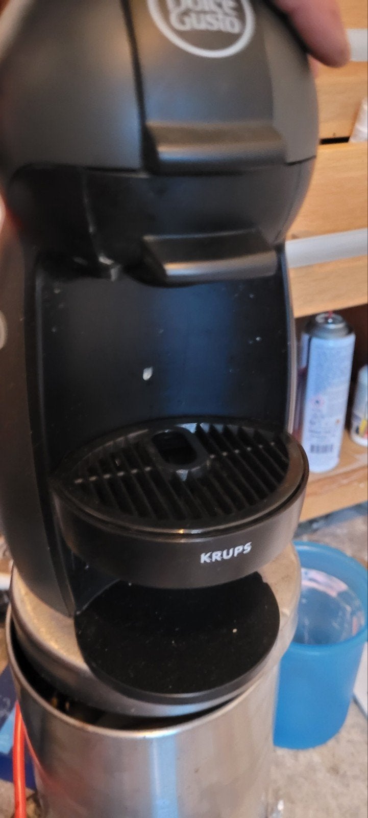 Dolce gusto van nescafe te koop, Witgoed en Apparatuur, Koffiezetapparaten, Ophalen, Zo goed als nieuw, Koffiemachine