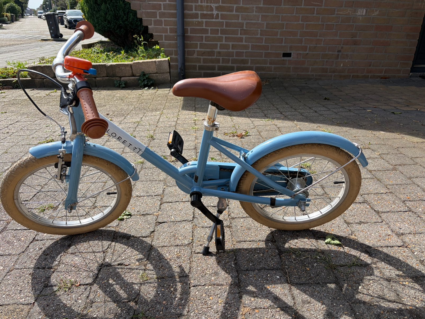 Veloretti kinderfiets van 16 inch met  zijwieltjes( blauw), Ophalen, Zo goed als nieuw, 16 tot 20 inch, Zijwieltjes