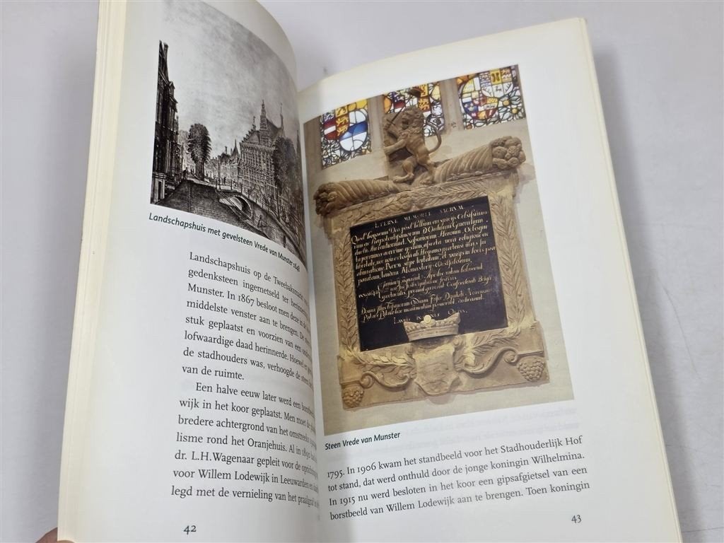 Jacobijnerkerk Leeuwarden — Friese Nassaus Geschiedenis, Ophalen of Verzenden, Gelezen