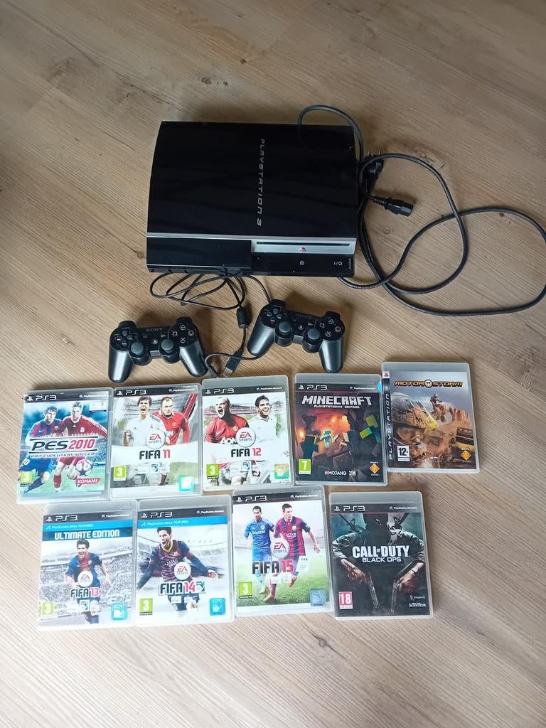 PlayStation 3 met 2 controllers en 9 spellen., Spelcomputers en Games, Spelcomputers | Sony PlayStation 3, Ophalen of Verzenden