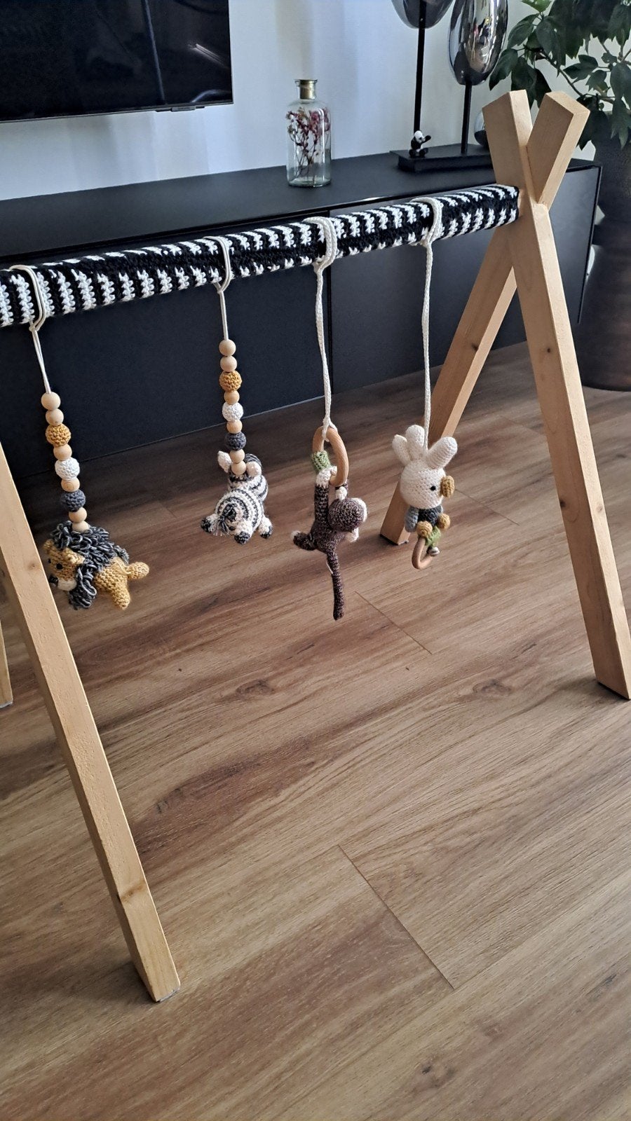 Handgemaakte baby mobiel met gehaakte diertjes, Ophalen