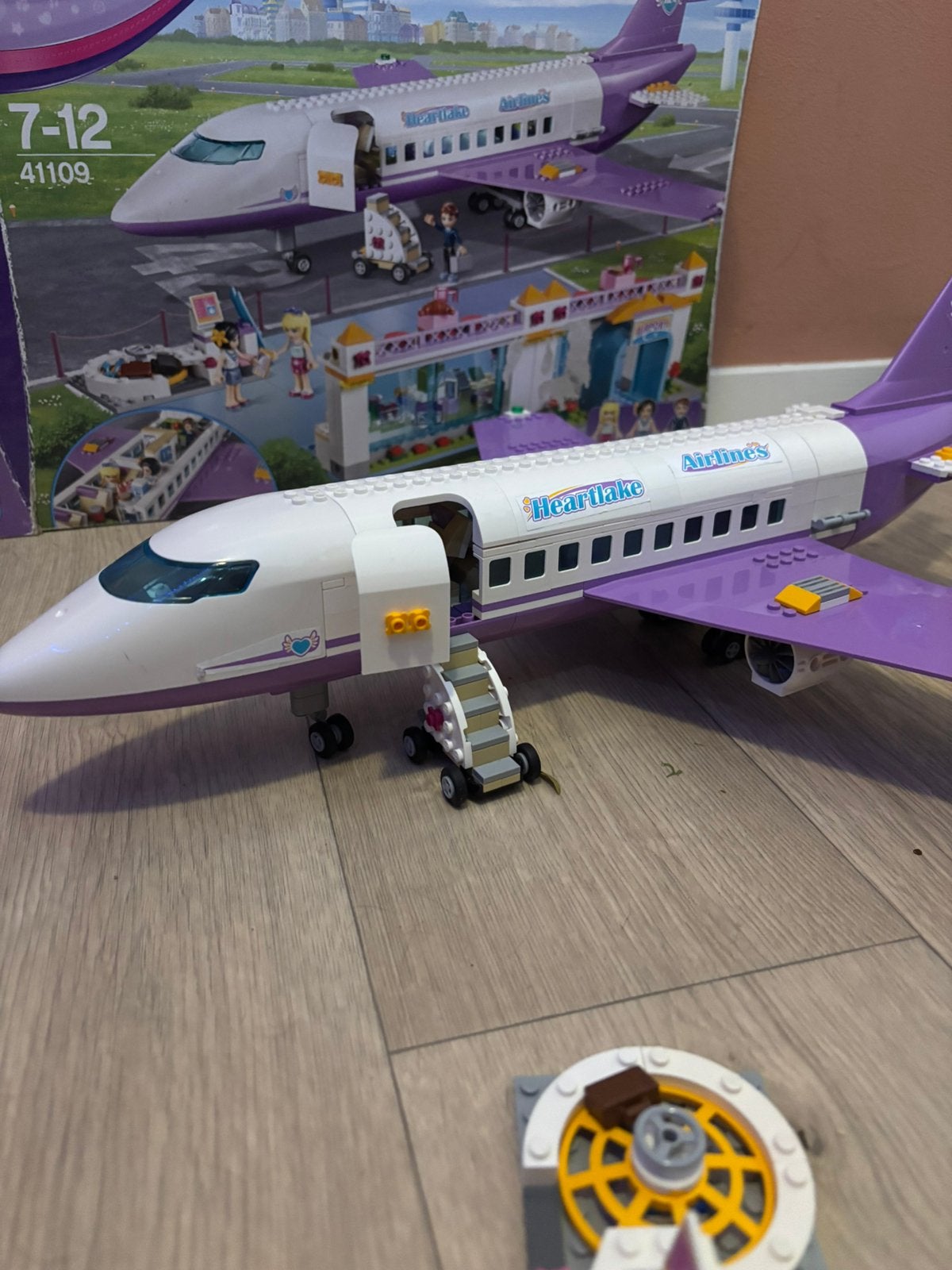 Lego friends vliegveld, Overige merken, 1:72 tot 1:144, Gebruikt, Ophalen of Verzenden