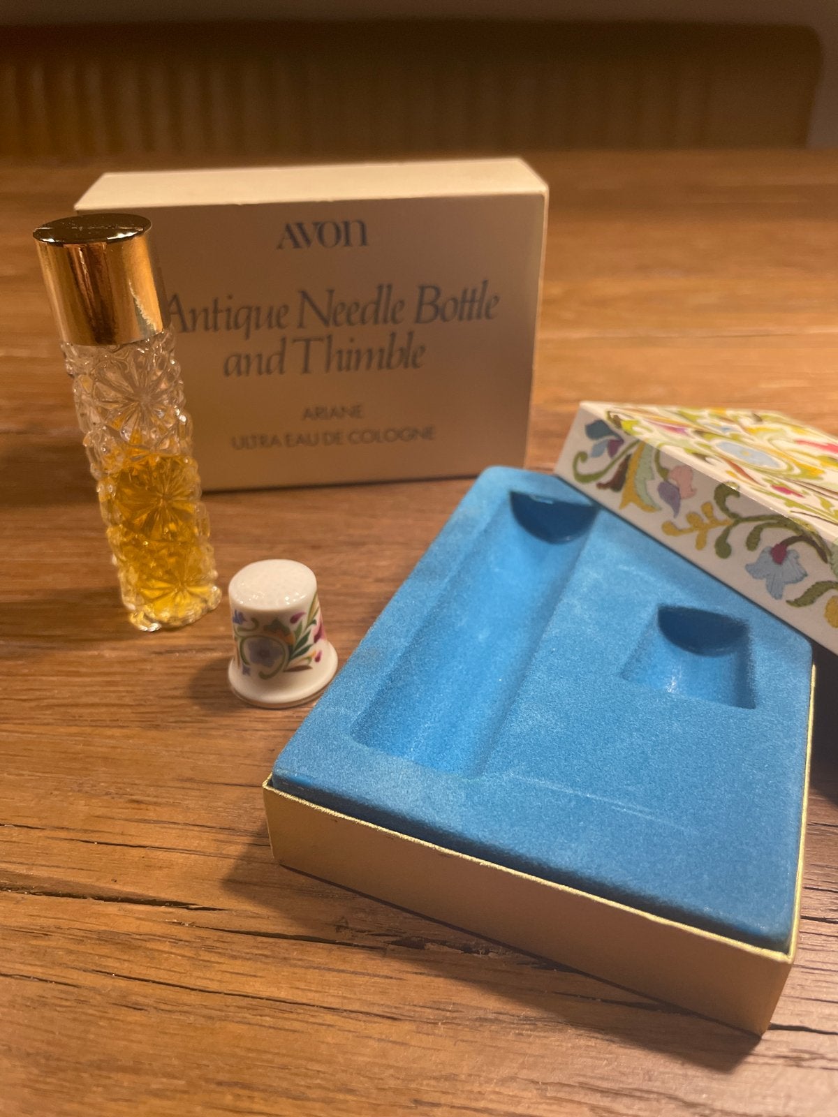 Avon Ariane Ultra Eau de Cologne "Fragrant Notions" set, Verzenden, Gebruikt
