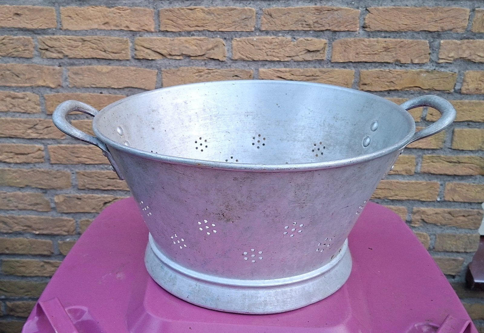 Groot formaat Vintage Aluminium Vergiet, Afdruippan., Ophalen