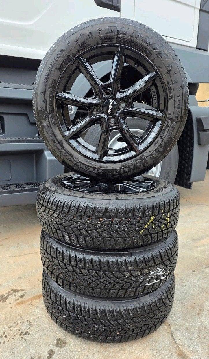 Dezent set zwart met Dunlop winterbanden, Auto-onderdelen, Banden en Velgen, Ophalen, Gebruikt, 15 inch, 175 mm