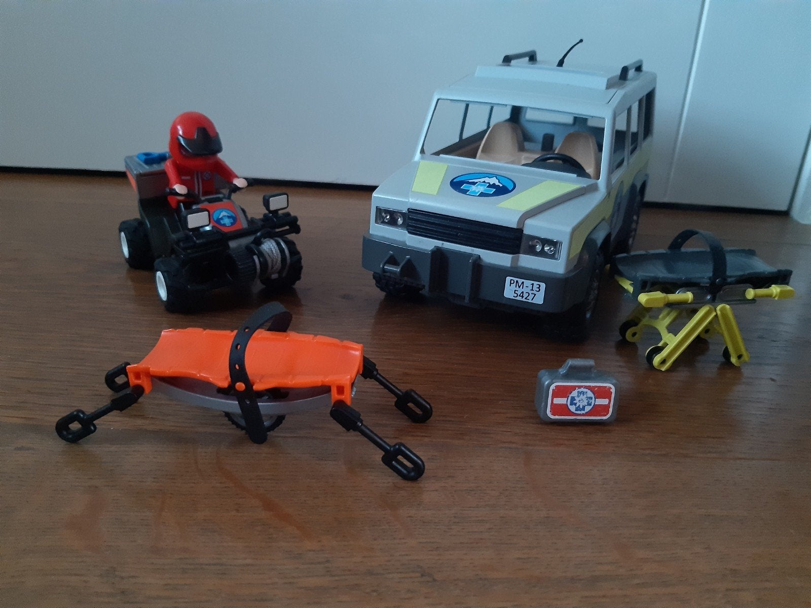 Playmobil Reddingsvoertuig 5427 met accessoires, Ophalen of Verzenden, Zo goed als nieuw