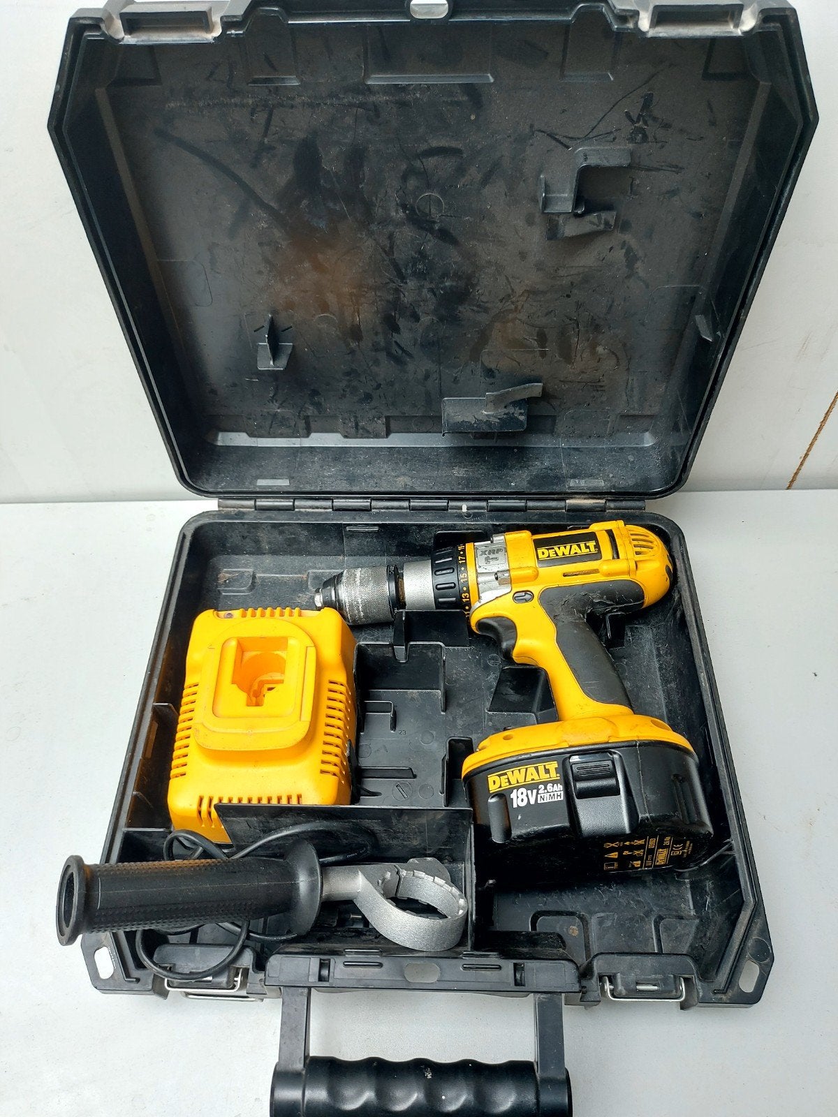 Dewalt DC988 klopboormachine 18V, Ophalen of Verzenden, Gebruikt, Boormachine, Variabele snelheid