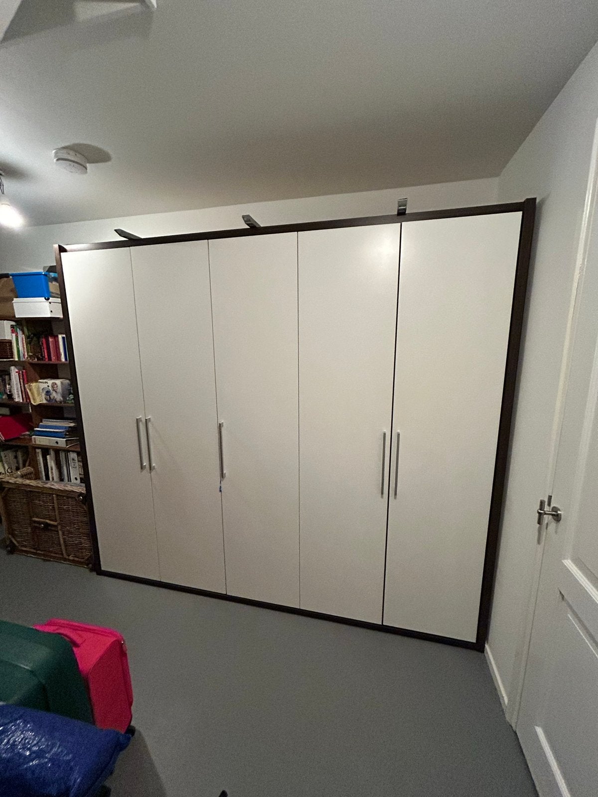 Grote, degelijke Duitse kledingkast - 227x257x63cm, Ophalen, Gebruikt, 200 cm of meer, Overige houtsoorten