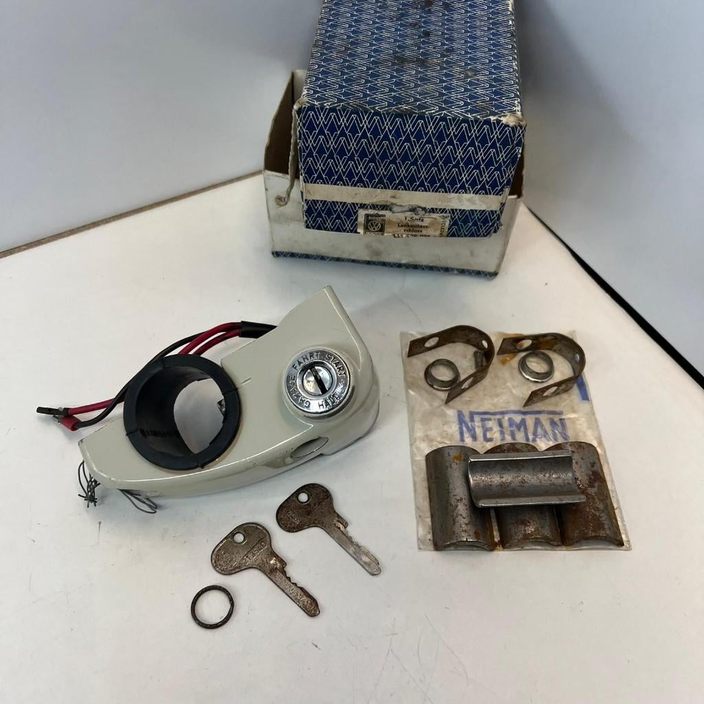 VW Neiman contactslot stuurslot ivoorkleurige Kever KG 58-67, Auto diversen, Auto-accessoires, Ophalen of Verzenden, Zo goed als nieuw