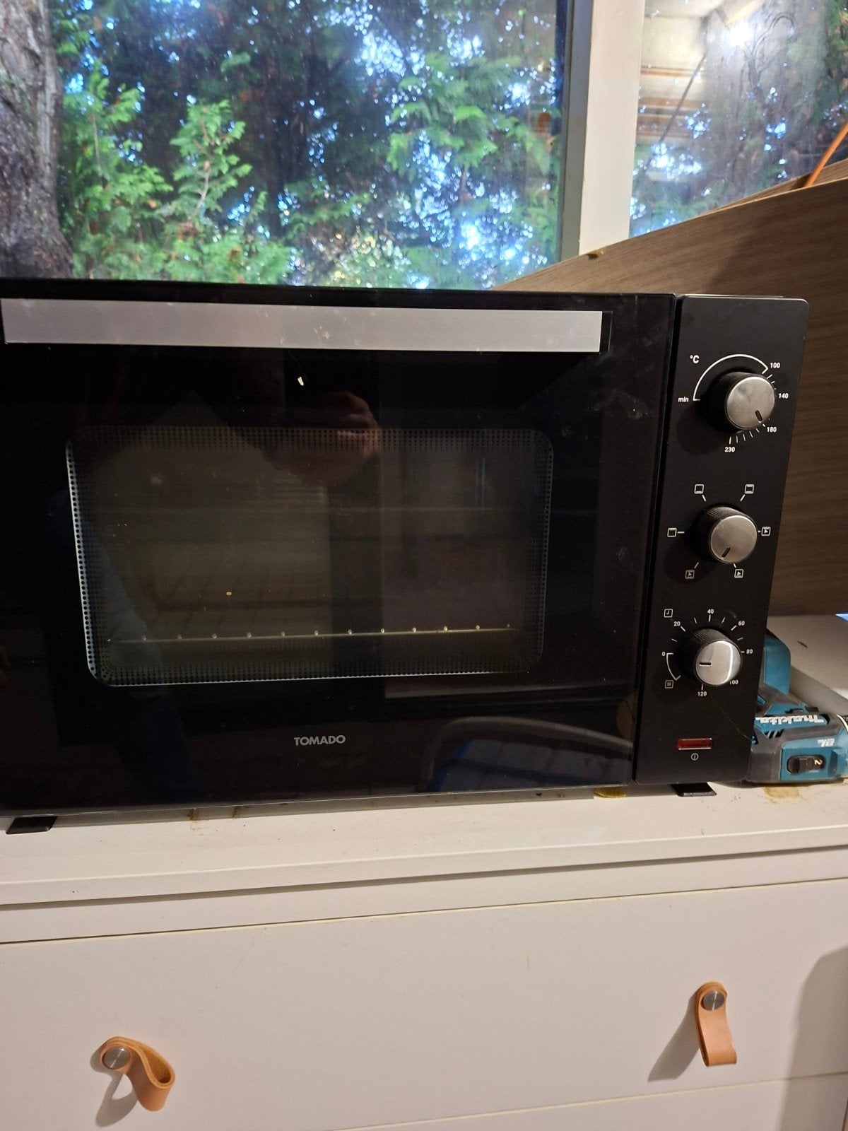 Tomado Mini-oven - 63cm diep, 43cm hoog, Ophalen, Minder dan 45 cm, Gebruikt, 60 cm of meer