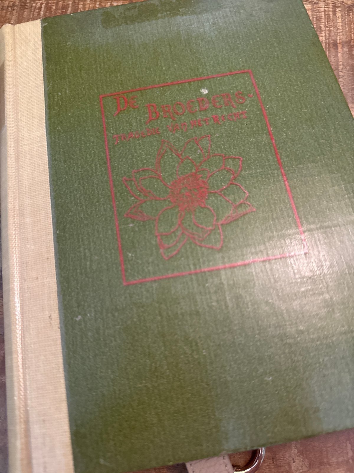 De Broeders - Vintage Boek met Groene Kaft, Ophalen of Verzenden, Gelezen, Nederland