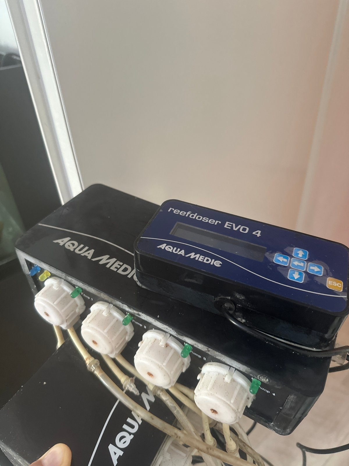 Aqua Medic ReefDoser EVO 4 + Add 4 – 8 kanaals doseerpomp, Dieren en Toebehoren, Ophalen of Verzenden