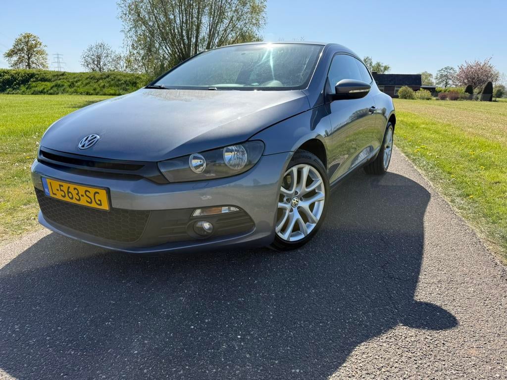 Volkswagen Scirocco 2.0 TSI DSG 2009 Grijs nw apk automaat!!, Auto's, 4 cilinders, 1984 cc, 4 stoelen, Bedrijf